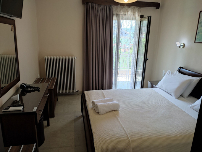 Bedroom 3, Spartacus House, Thessaly