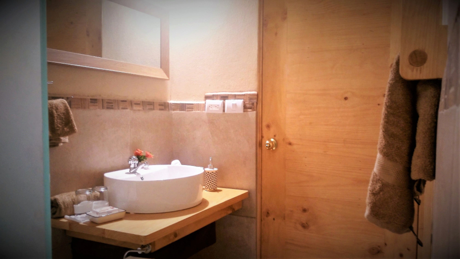 Bathroom 4, Hotel Pibi Boreal, Alajuela