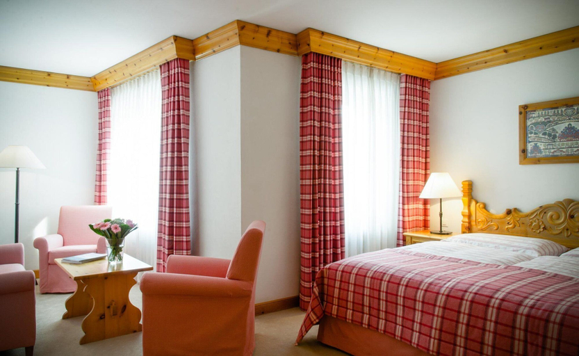 Bedroom 4, Crystal Hotel, Maloja