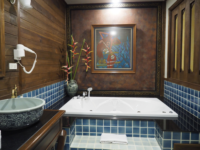 Bathroom 3