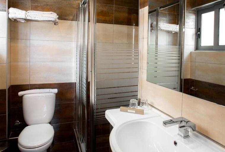 Bathroom 5, Areos Hotel, Attica
