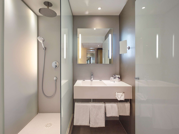 Bathroom 5