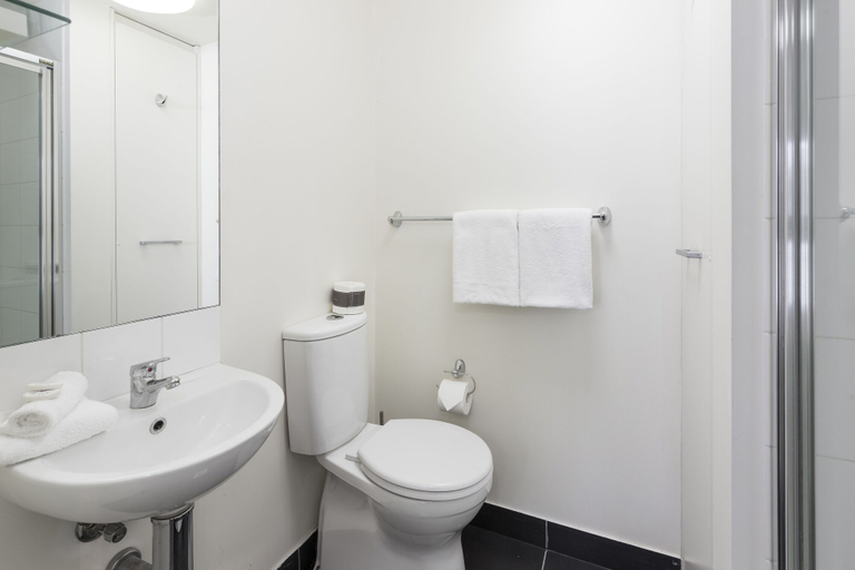 Bathroom 4, Quality Apartments North Melbourne, Melbourne