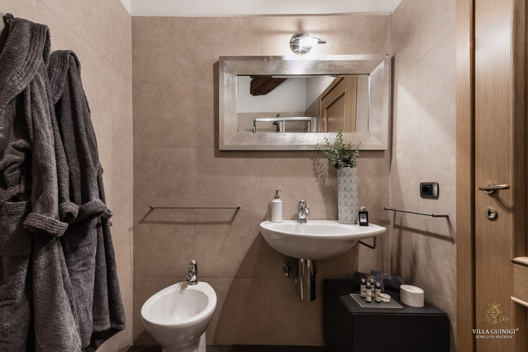 Bathroom 4, VILLA GUINIGI EXCLUSIVE RESIDENCE & POOL, Lucca