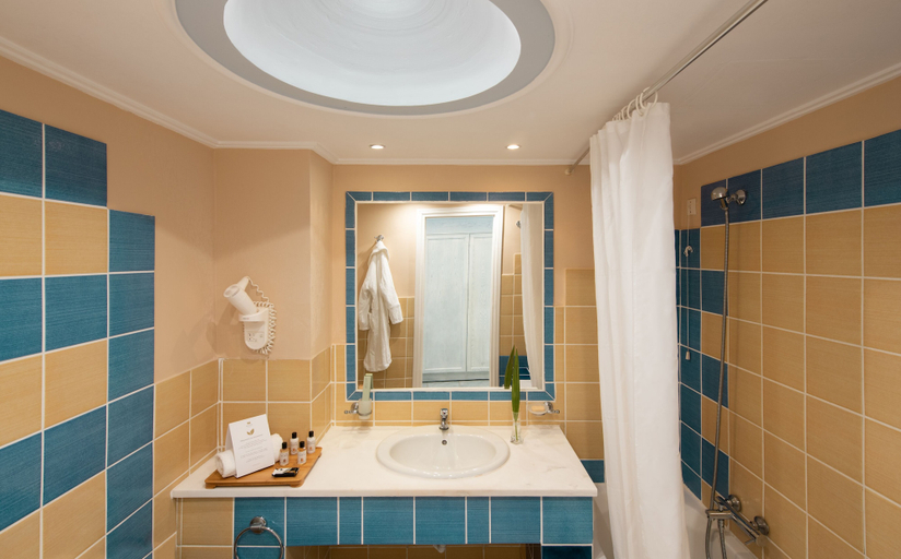 Bathroom 5, Mitsis Summer Palace, South Aegean