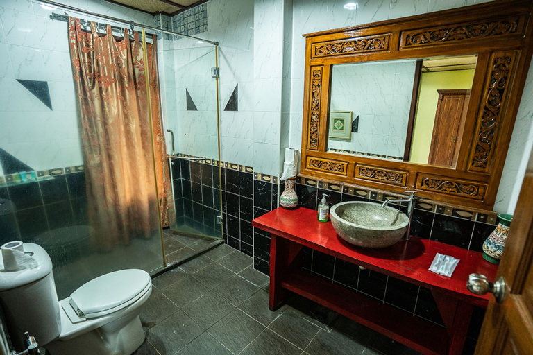Bathroom 3