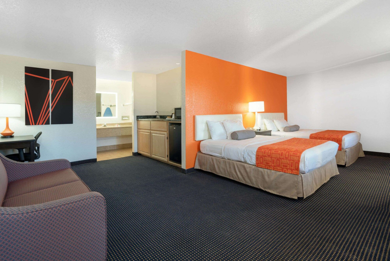 Bedroom 3, Howard Johnson By Wyndham Holbrook, Navajo