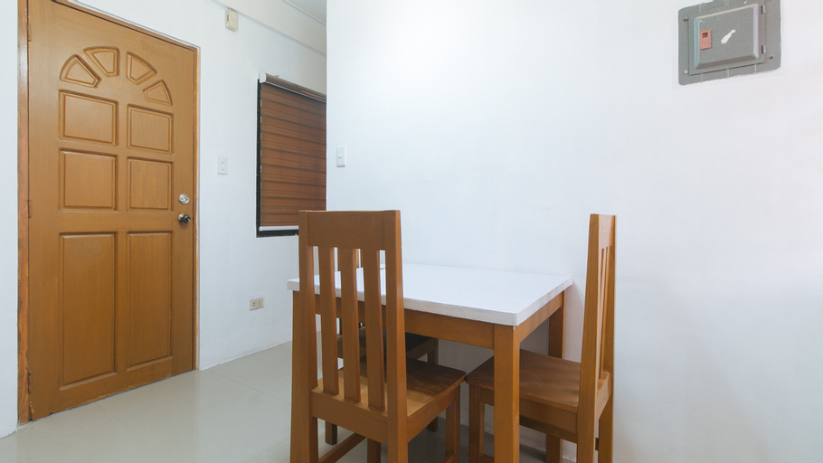 Dining Room 6