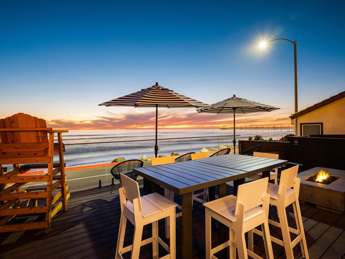 Food & Drinks 5, The Marbella, San Diego