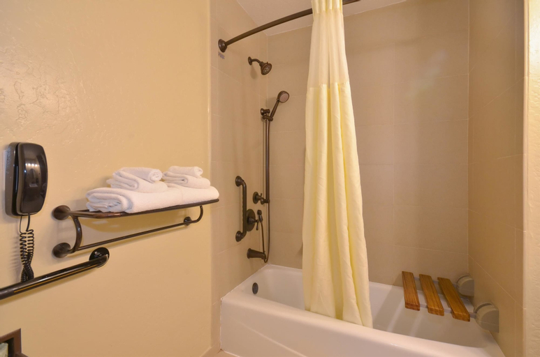 Bathroom 3