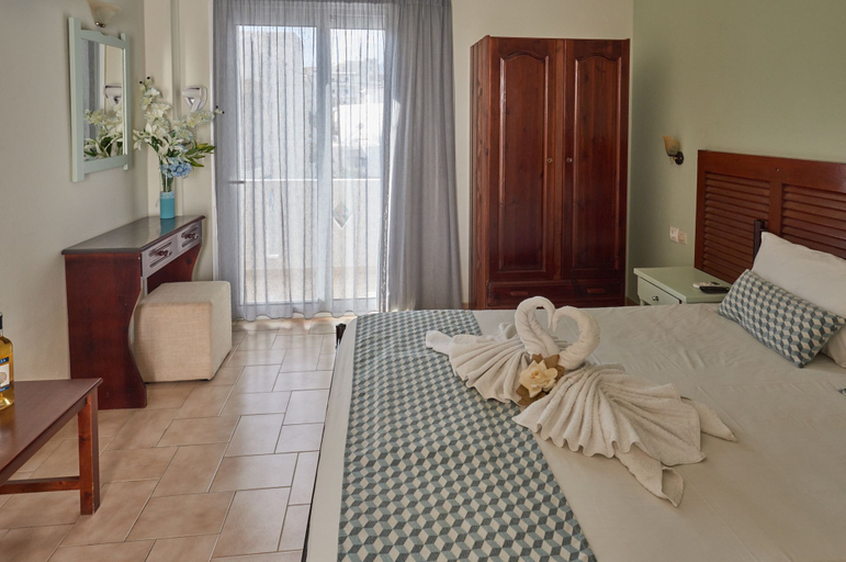 Bedroom 3, Corali Studios, Crete