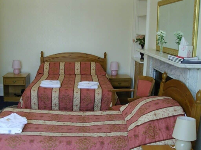 Bedroom 3, Menzies Guest House, Edinburgh