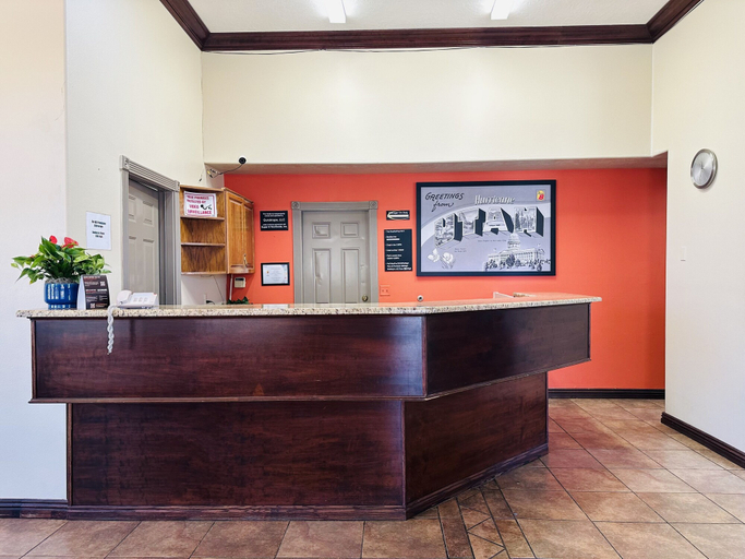 Others 4, Hotel Zion Inn, Washington