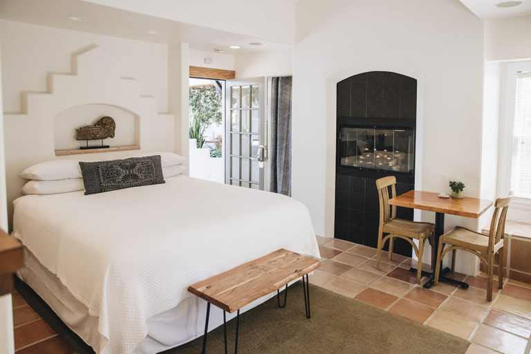Bedroom 2, Cottage Inn & Spa, Sonoma