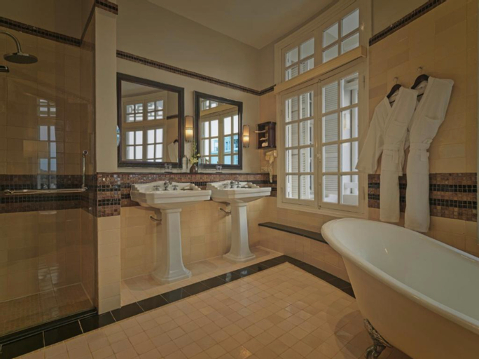 Bathroom 3