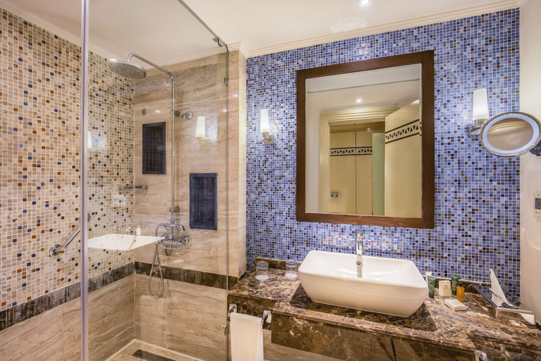 Bathroom 5, Hilton Marsa Alam Nubian Resort, Marsa 'Alam