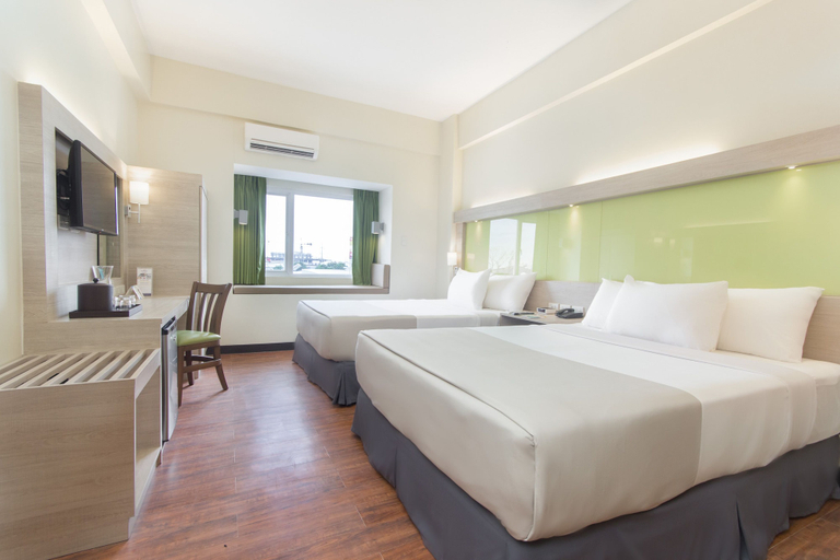 Bedroom 4, Microtel Inn & Suites by Wyndham San Fernando, San Fernando City