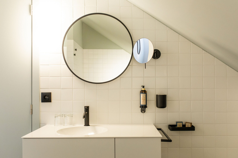 Bathroom 4, Hôtel Vedette, Namur