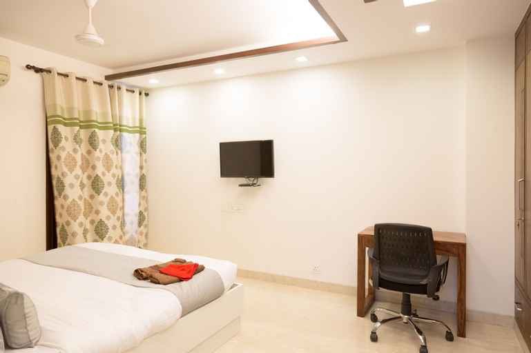 Bedroom 13
