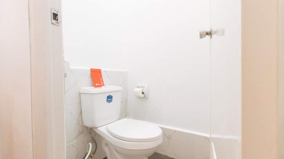 Bathroom 6