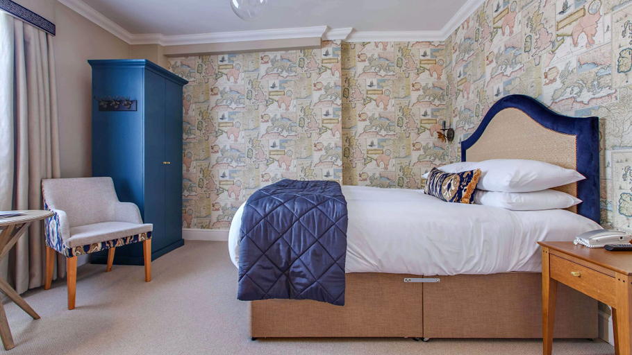 Bedroom 2, The Maids Head Hotel, Norfolk
