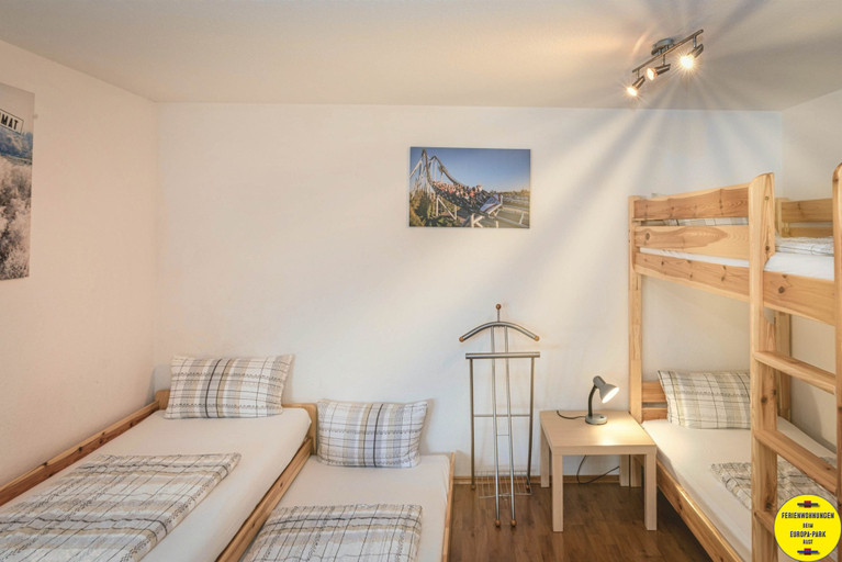 Bedroom 3, Ferienwohnungen beim Europapark Rust, Ortenaukreis