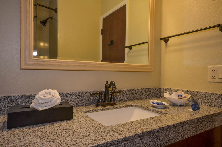 Bathroom 2