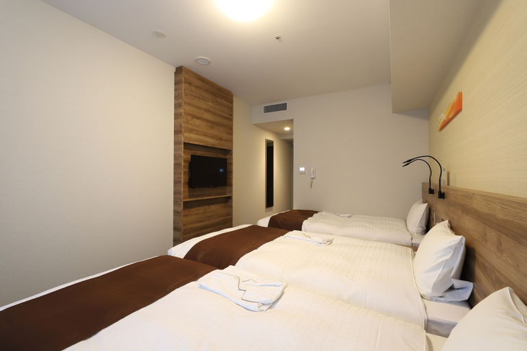 Bedroom 13