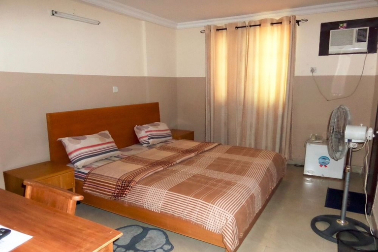 Bedroom 2, Wonder King Hotel, Mainland