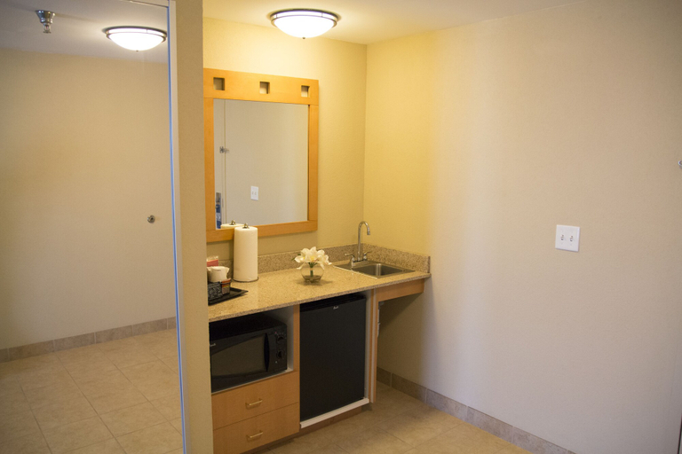Bathroom 4, Hampton Inn And Suites Madera, Madera