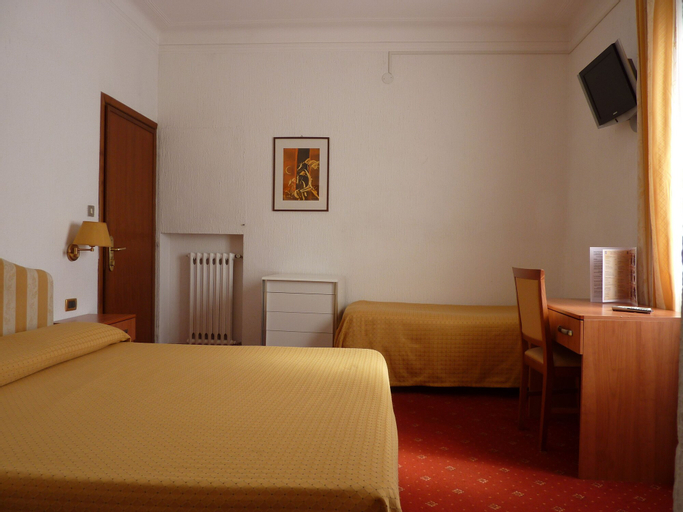 Bedroom 16