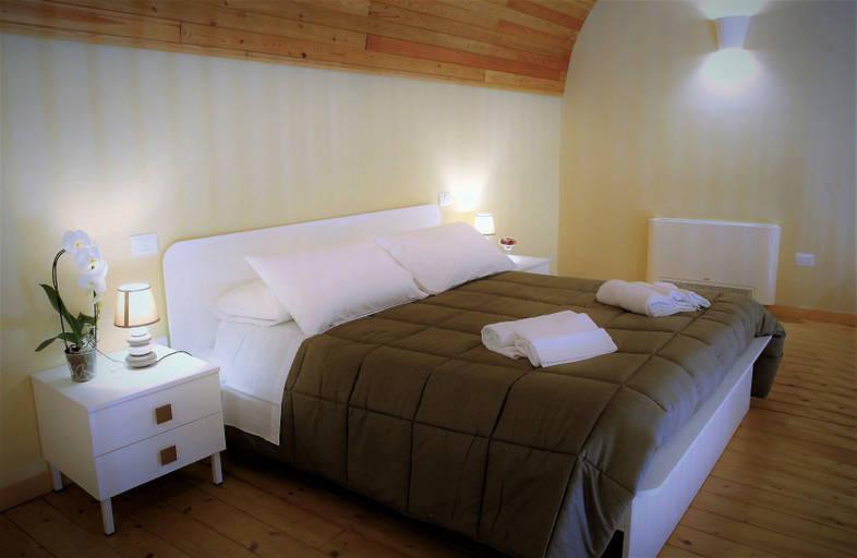 Bedroom 4, Maison des Fleurs, Napoli