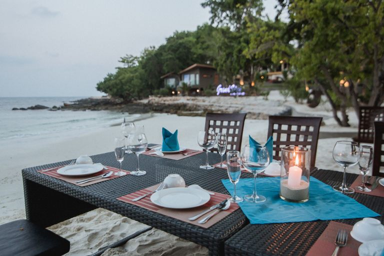 Food & Drinks 5, Ao Cho Grandview Hideaway Resort, Muang Rayong