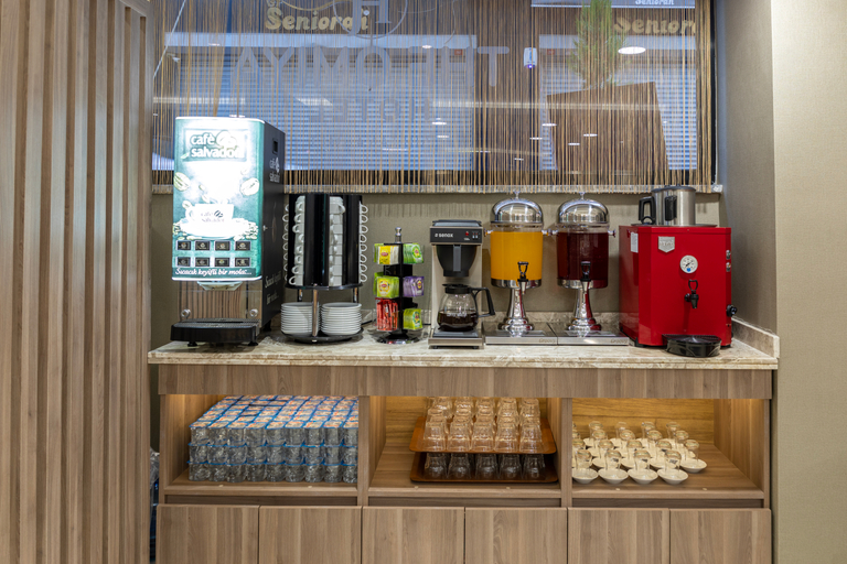 Food & Drinks 5, The Omiya Hotel, Fatih