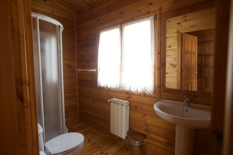 Bathroom 3, Cabañas Llano de los Conejos, Cuenca