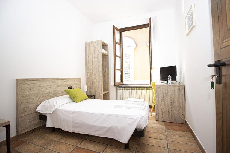 Bedroom 5, LVG Hotel Collection - Tornielli 9, Novara