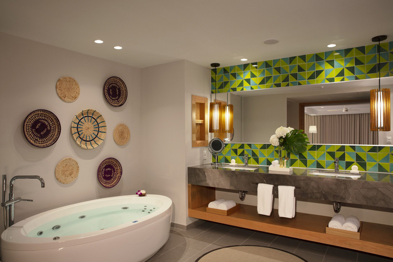 Bathroom 5, Dreams Natura Resort & Spa - All Inclusive, Benito Juárez