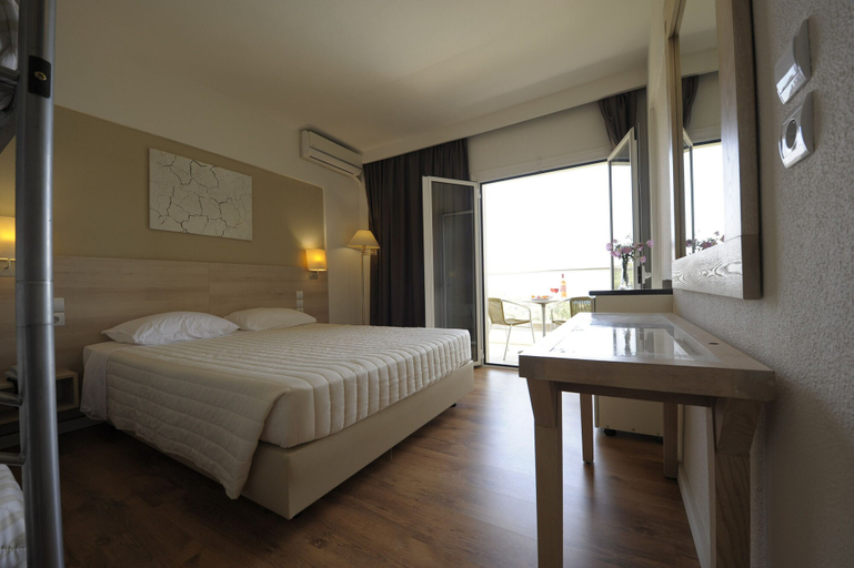 Bedroom 3, Evia Riviera Resort by Anayia All Inclusive Resorts, Central Greece