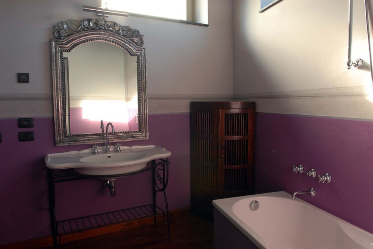 Bathroom 3