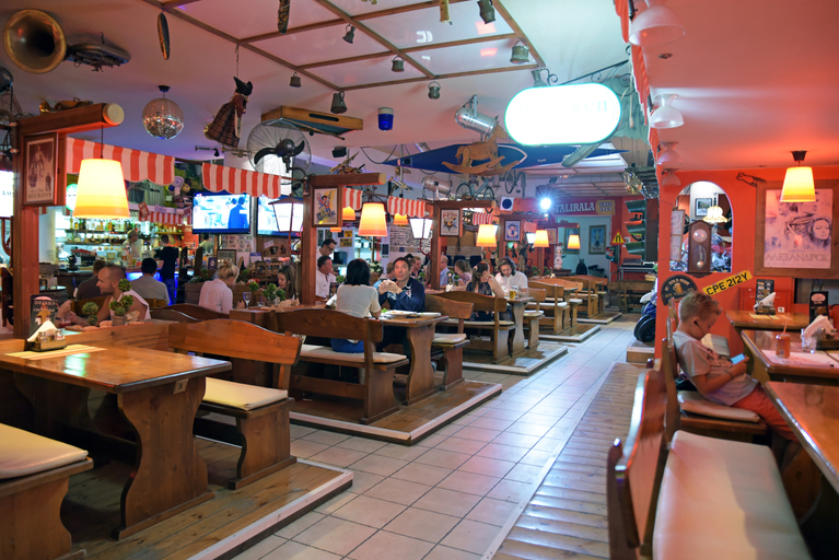 Food & Drinks 3, Falirala Central, South Aegean