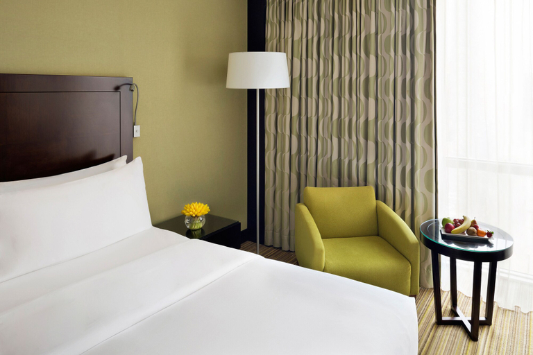Bedroom 2, Swissotel Jeddah Al Hamra, Jeddah