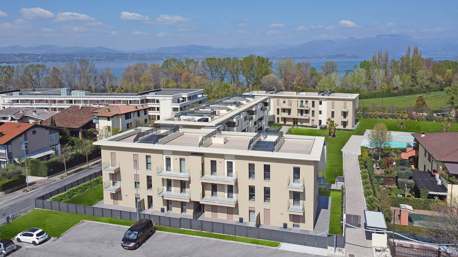 Exterior & Views 2, Katya Resort Apts by Wonderful Italy, Brescia