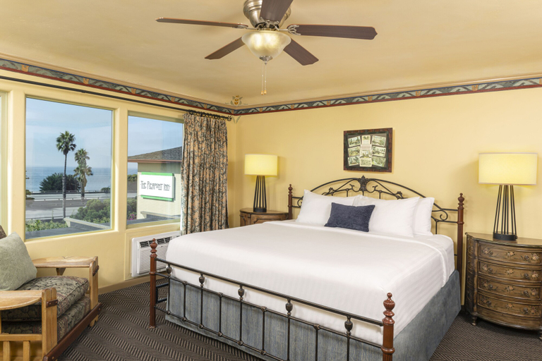 Bedroom 3, The Pierpont Inn, Ventura