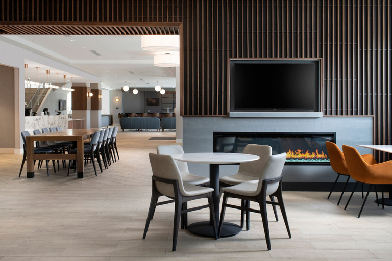 Food & Drinks 5, Residence Inn By Marriott St. Louis Clayton, Saint Louis