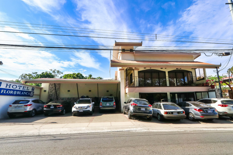 Exterior & Views 2, Hotel Flor Blanca, Aguirre