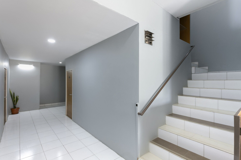 Others 5, Collection O 3130 D'Valley View, Bandung