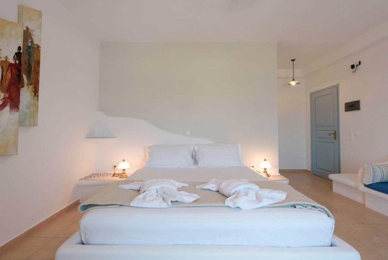 Bedroom 2, Tania Milos, South Aegean