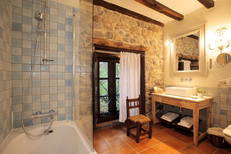 Bathroom 4, Hotel Casona de Quintana, Cantabria