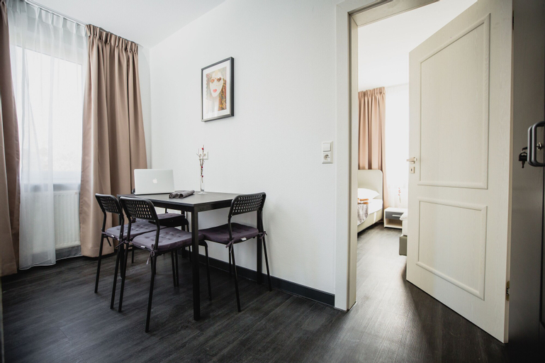 Dining Room 5