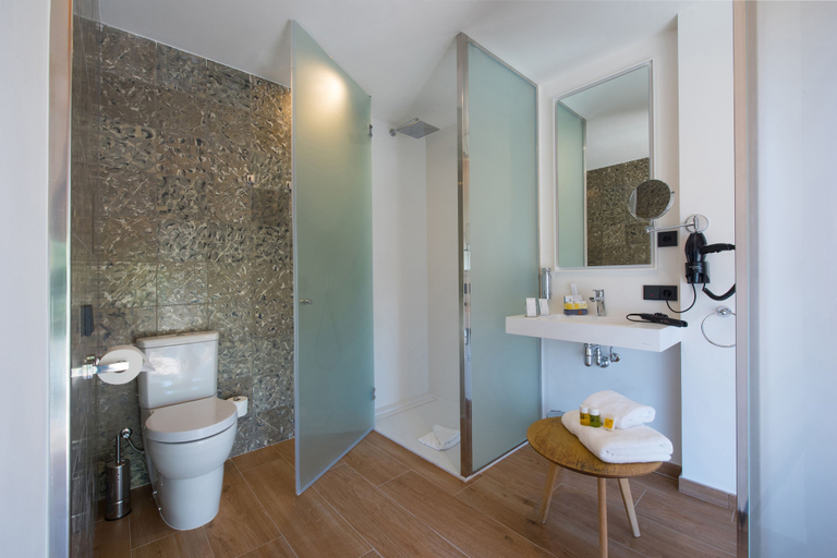 Bathroom 4, Hotel Central Maria, Baleares